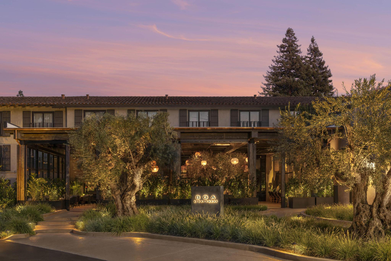 Exterior & Views