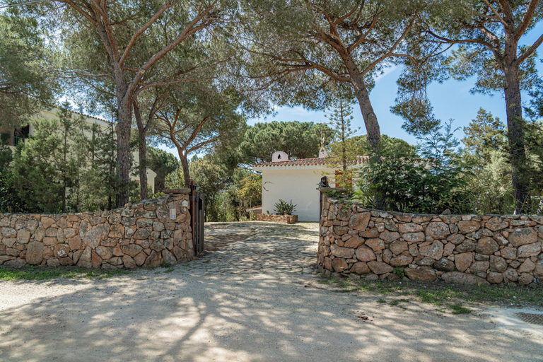 Exterior & Views 2, Casa Donatella, Nuoro
