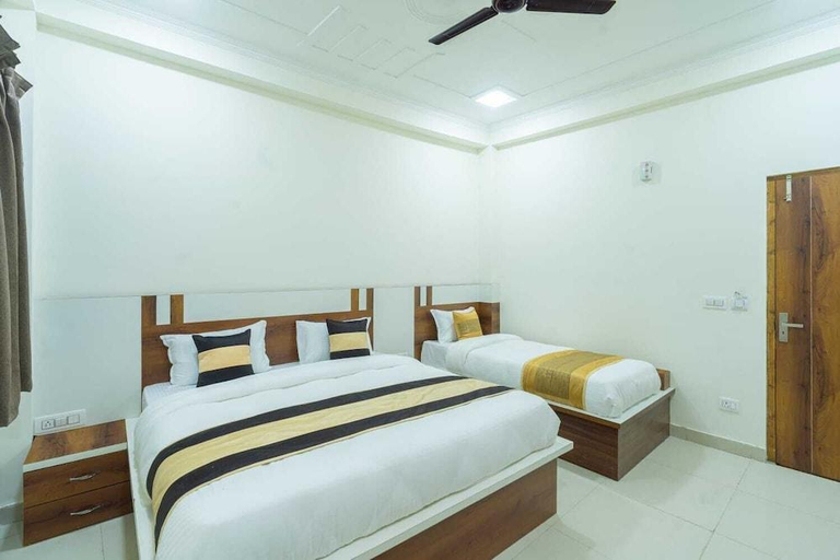 Bedroom 3, Hotel Luxmi Vilas Inn, Dehradun