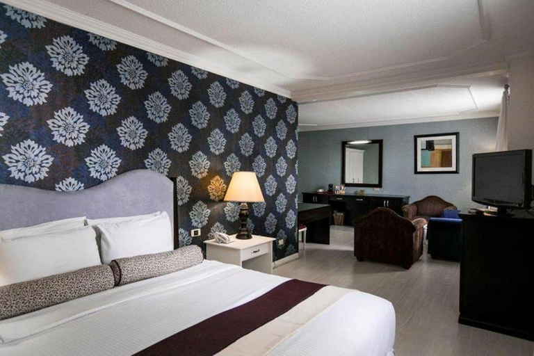 Bedroom 2, Queen Margarette Hotel, Lucena City