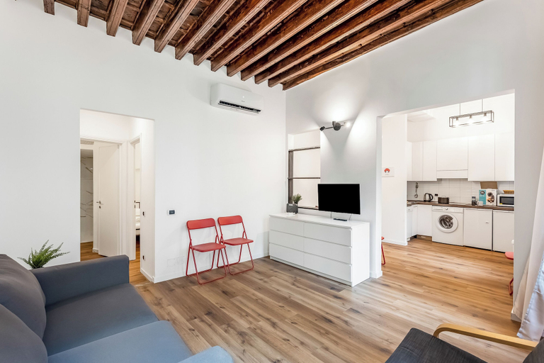 Living area 5, Old Town Living, Genova