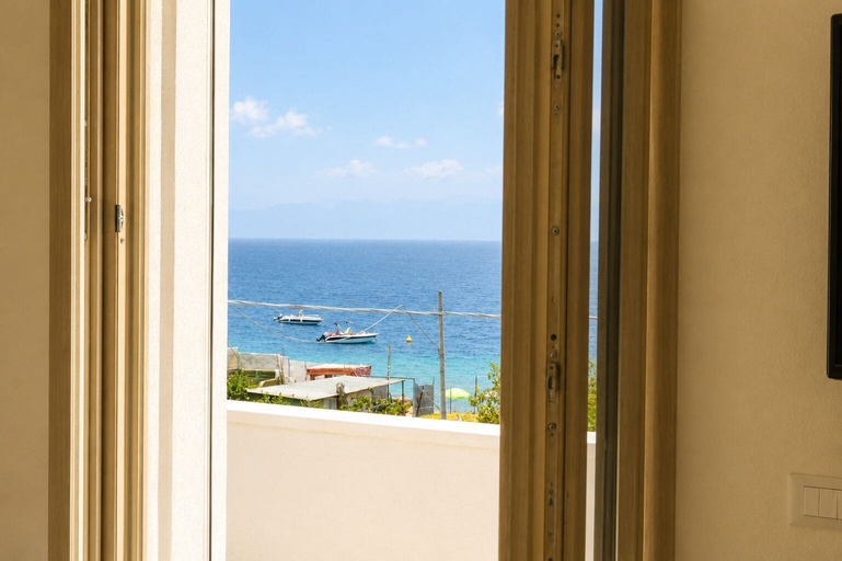 Interior, Villa Esperide, Reggio Di Calabria