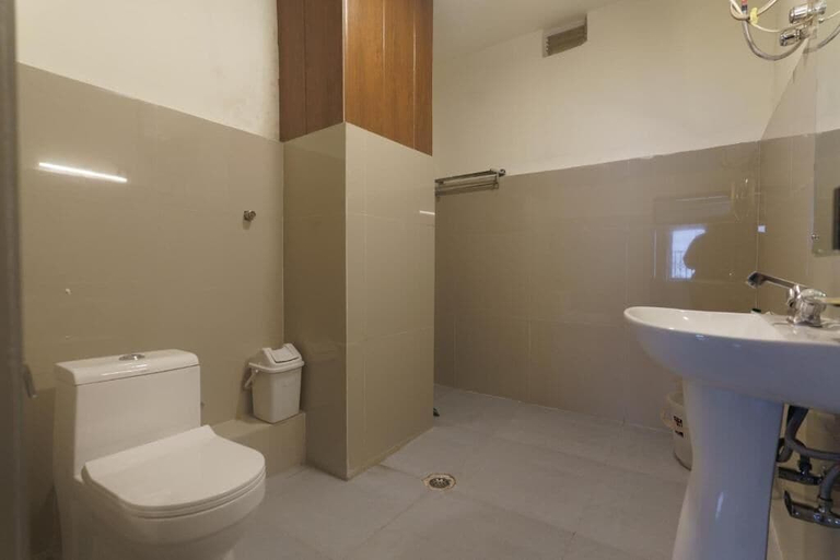Bathroom 4, Hotel Yuma Darjeeling By Yagi group, Darjiling