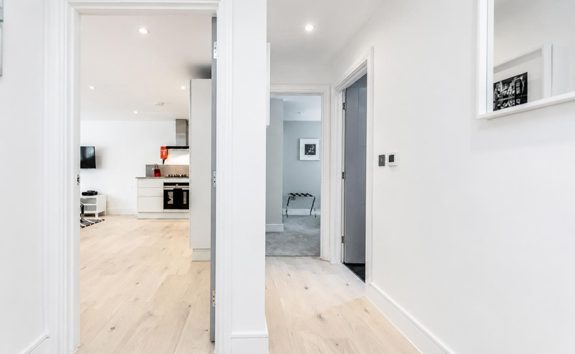 Others 4, Roomspace Serviced Apartments- Walpole Court, London