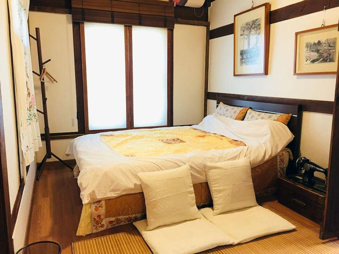 Bedroom, Gyodong Salrae Guesthouse, Jeonju