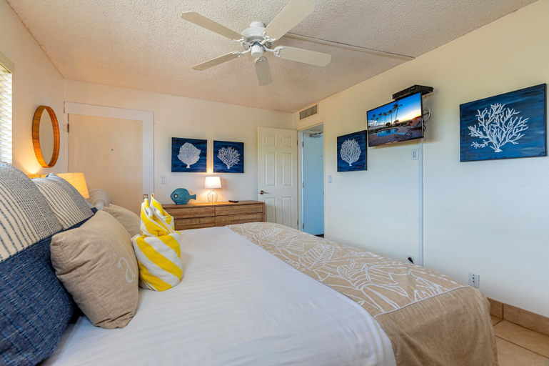 Bedroom 3, Kihei Beach, #404 1 Bedroom Condo by RedAwning, Maui