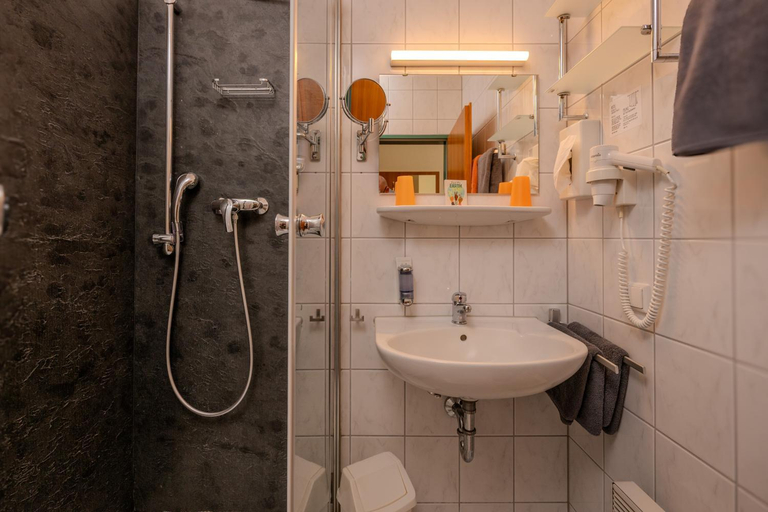 Bathroom, Hotel Amerika, Biberach