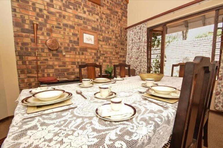 Others 4, Quail's Nest, City of Johannesburg