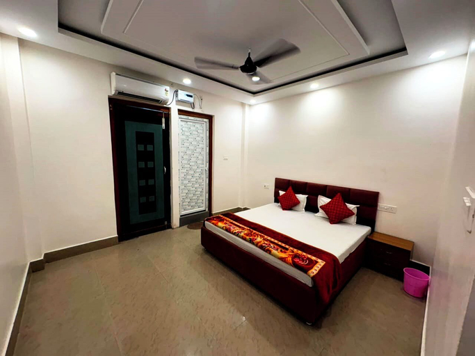 Room 3, Shree Shagun Palace, Faizabad