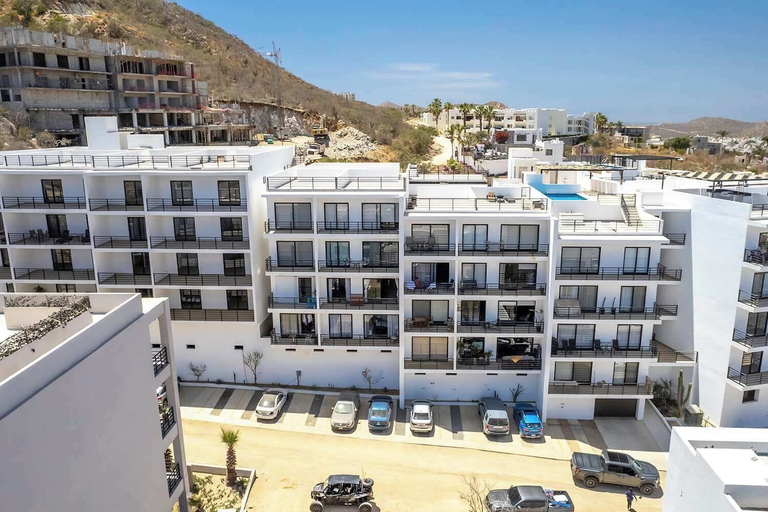 Exterior & Views 2, Amazing 2BR Condo With Rooftop Pool - BBQ, La Paz