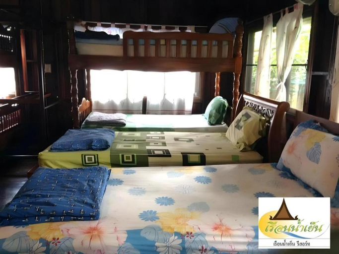 Bedroom 2, RuenNamyen Resort, Muang Samut Songkhram