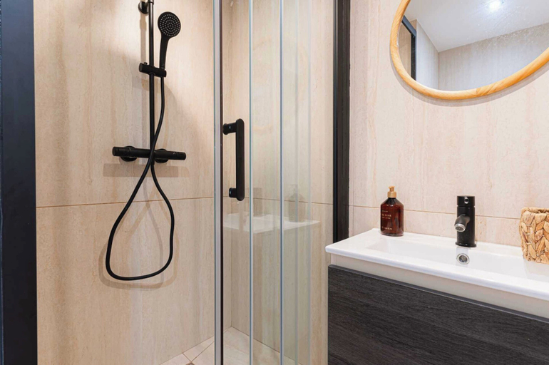 Bathroom 3, Exceptional House With Pool 12P - Englesqueville, Calvados