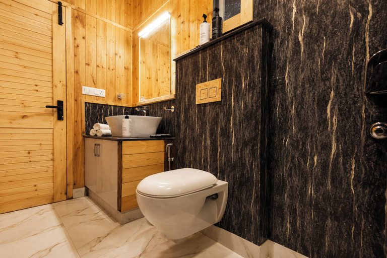Bathroom 3, Alaya stays Alora in the hills, Dehradun