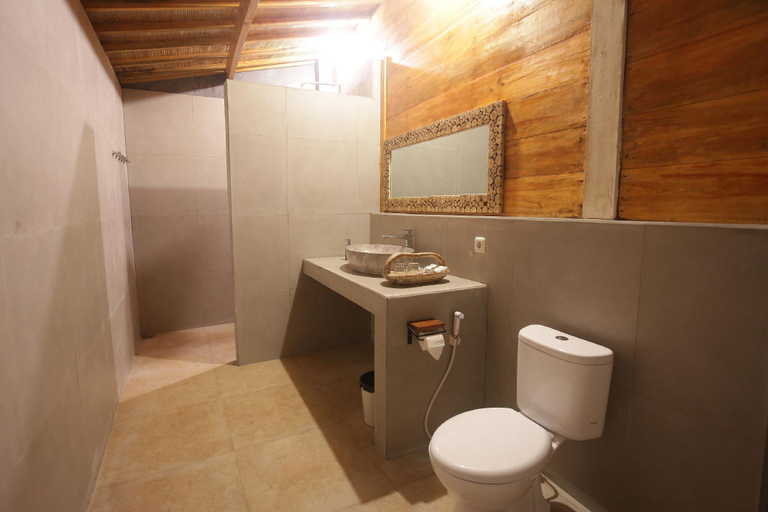 Bathroom 4, Nusa Summerville, Lombok