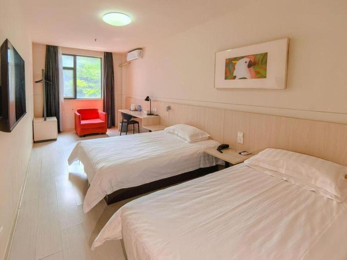 Bedroom 2, Jinjiang Inn Xiamen Railway Station, Xiamen