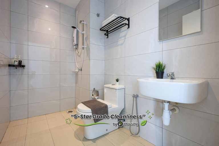 Bathroom 4, Amber Cove Melaka Prime Suites by iHousing, Malacca City