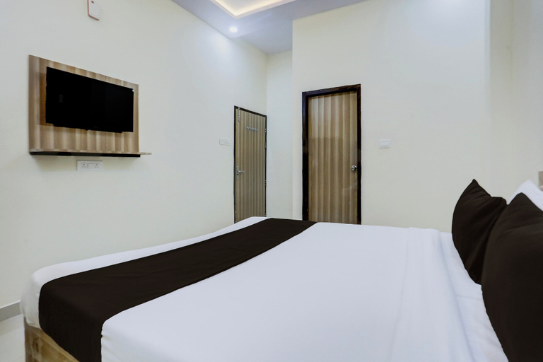 Room 5, Super OYO Collection O Kalyanpur Metro, Kanpur Nagar