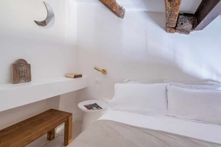 Room 1, Casa Magnoli by MMega, Florence
