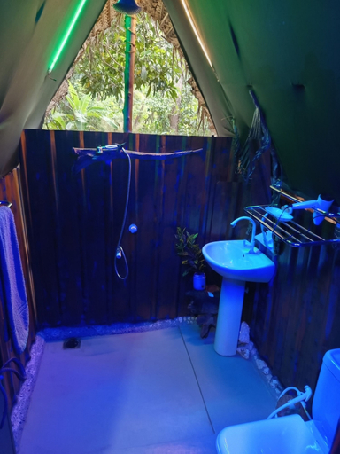 Bathroom 5, SIGIRI HUNTER'S ECO TREE LODGE AND Restu, Dambulla
