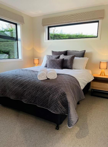 Room 4, The Waimate Lodges, Waimate
