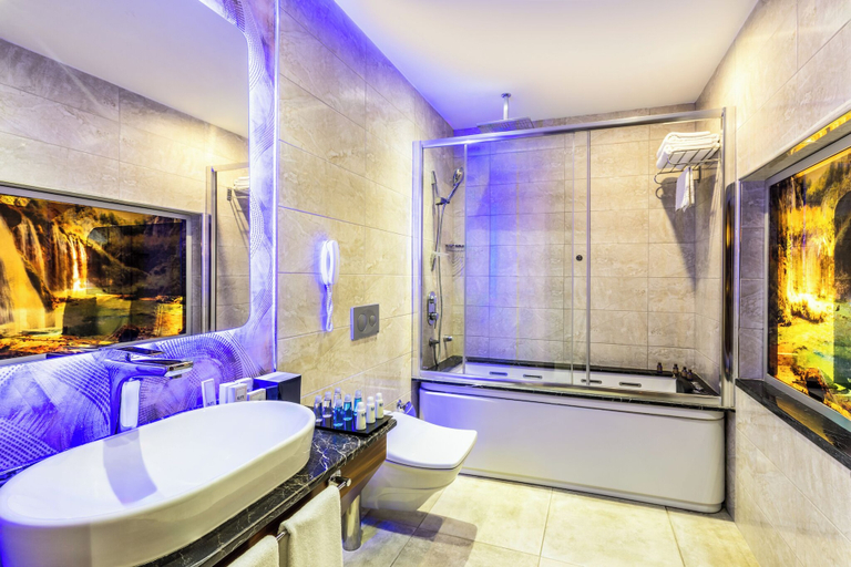 Bathroom 5, Elite Hotel Darica, Gebze