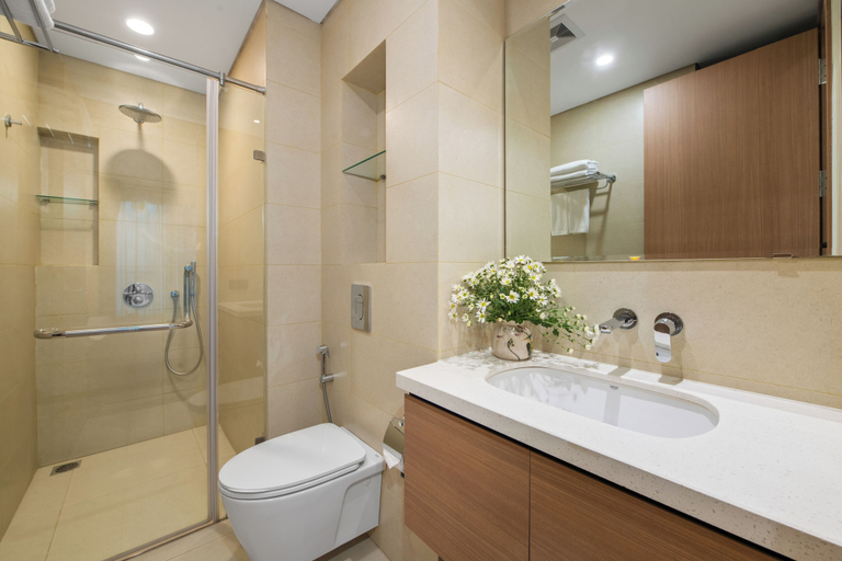 Bathroom 2, Regal Residences Tay ho, Tây Hồ