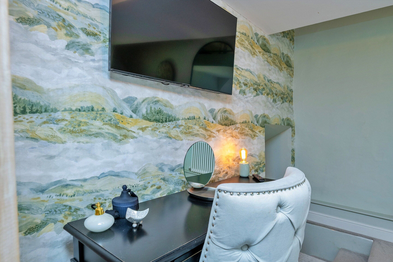 Interior, Stunning Bude Retreat With Hot Tub, Gwynedd