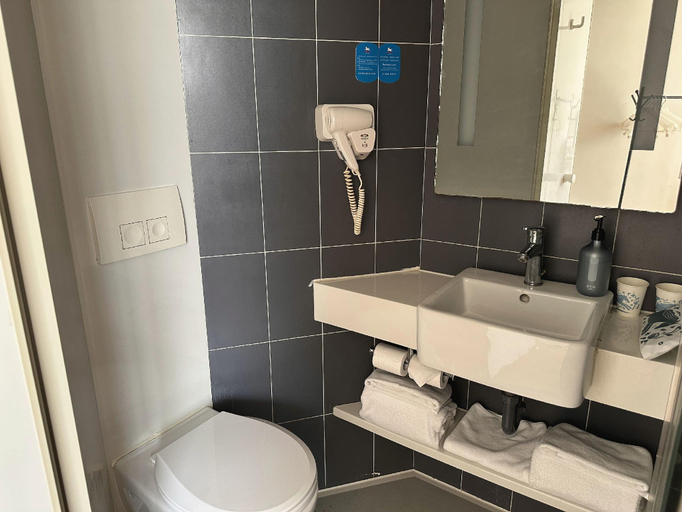 Bathroom 3, Hanting Hotel Baoding Chaoyang Bei Street, Baoding