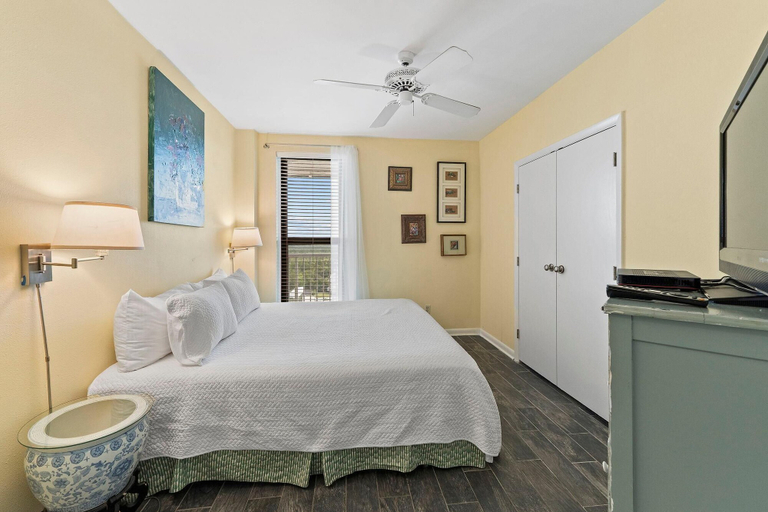 Bedroom 2, Summer House 1504a, Baldwin
