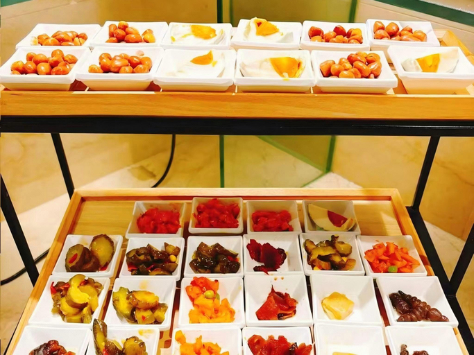 Food & Drinks 5, JI Hotel Shanghai Hongqiao Gubei Road, Shanghai