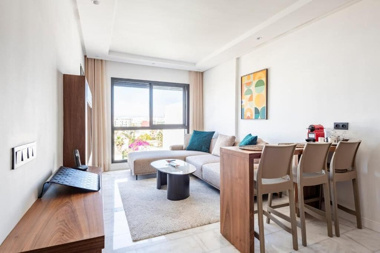 Living area 5, Charming Apartment 42, Casablanca