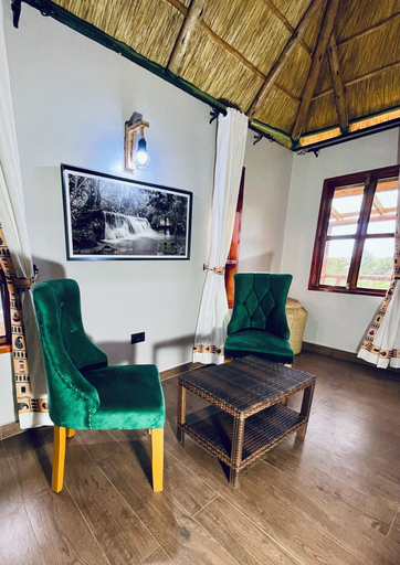 Interior 4, Ewafe Safari Lodge, Bujenje