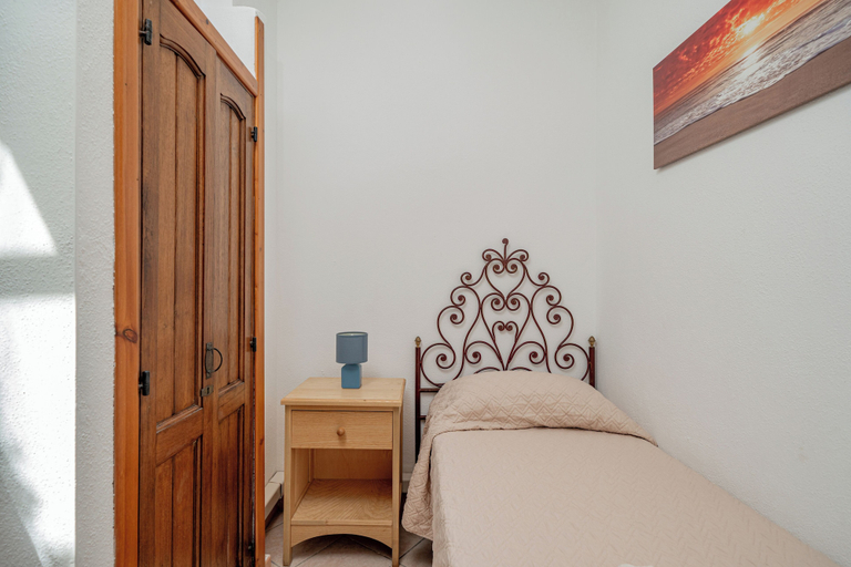 Bedroom 3, Casa Donatella, Nuoro