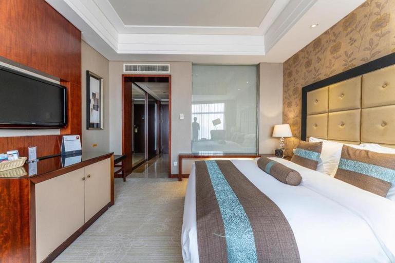 Others 3, XinHua JianGuo Hotel, Jiujiang