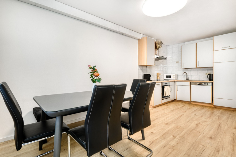 Room 3, Gartenferienwohnung Arlberg, Bludenz