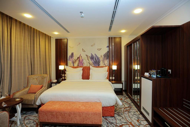 Bedroom 3, Tulip Plaza Hotel