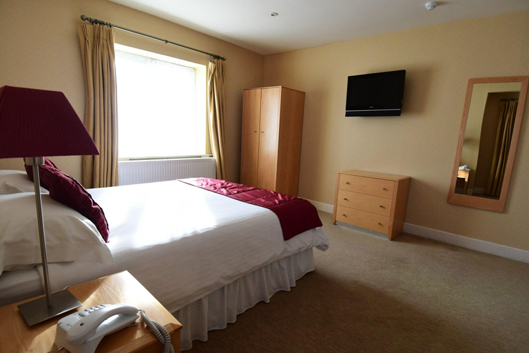 Bedroom 3, The Trouville, Poole