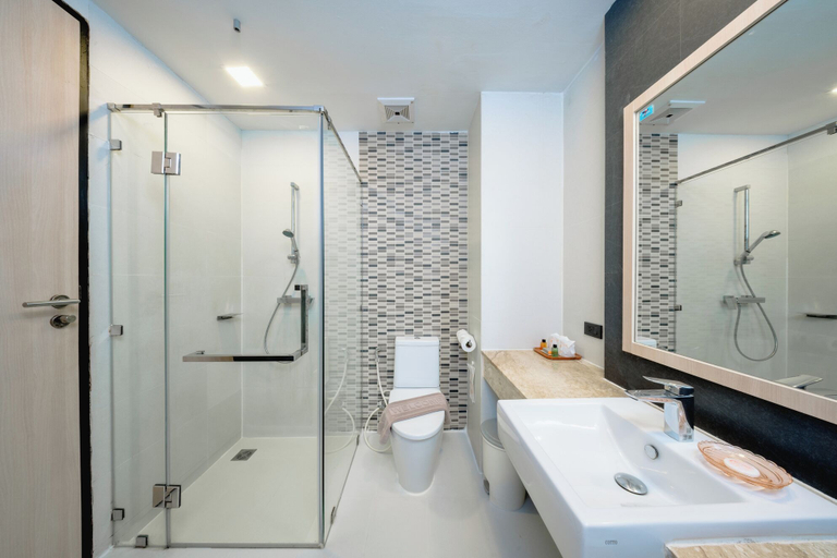 Bathroom 5, Aree Tara Resort, Mueang Krabi