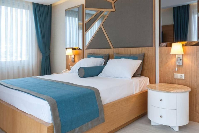 Bedroom 2, Victor Graf Hotel, Alanya
