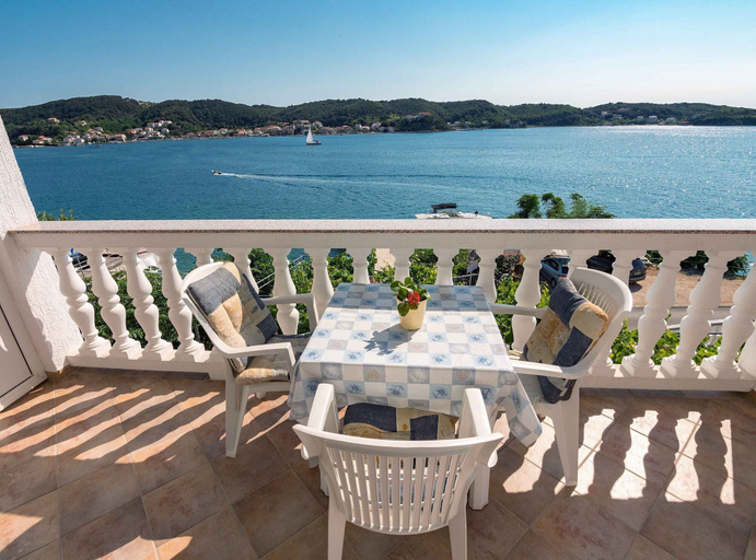 Terrace/patio 2, Sweet Home by Suzy & Ivan, Lopar/Supetarska Draga