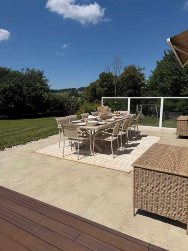Outdoor dining 2, Exceptional House With Pool 12P - Englesqueville, Calvados