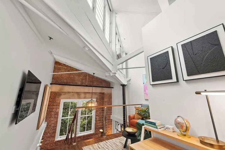 Interior 4, Woolstore Elegance ~ 2bed/2bath/1car ~ Teneriffe, Newstead