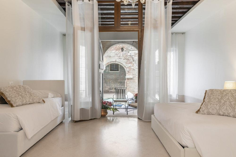 Bedroom, Riva Palace Apartments by Wonderful Italy, Venezia