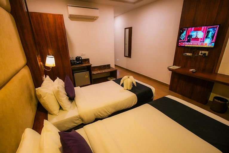 Bedroom 3, Dazzling Hotel - Taj Mahal View, Agra