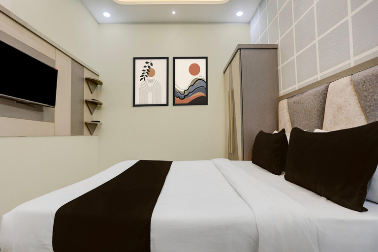 Room 3, Classic Hotel Gaurav Inn, Faizabad