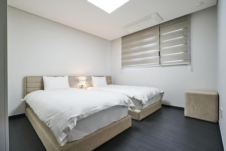 Bedroom 2, Jeju Hana Resort, Seogwipo