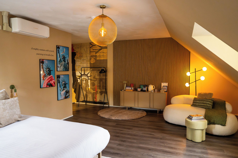 Bedroom 2, Hotel de Wereld, Wageningen