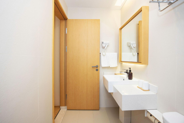 Bathroom 4, Ji Hotel (Shanghai Kangqiao, Hu'nan Road), Shanghai