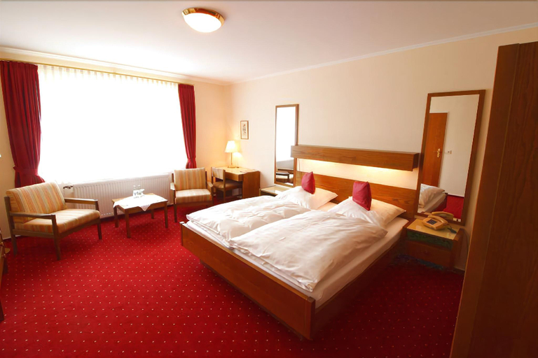 Bedroom 4, Landhotel Helms, Celle