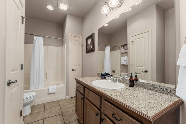 Bathroom 5, Yakov's Pointe - Pool Access, Taney